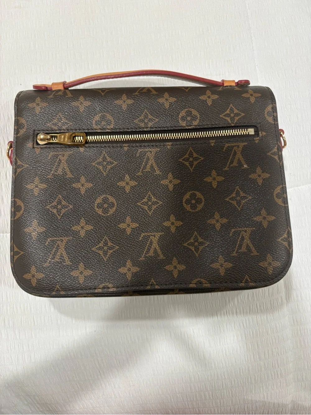 Louis Vuitton Pochette Métis